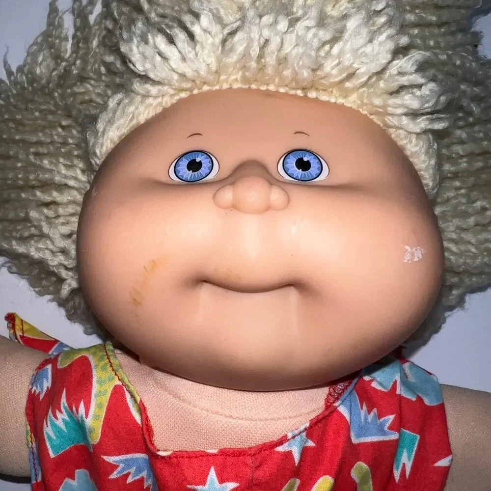 Vintage 1990 Cabbage Patch Kids Doll Hasbro Blonde Hair Blue Eyes First Edition